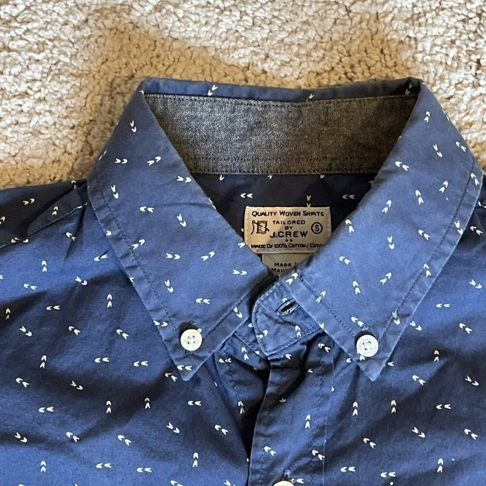 J. Crew Mens Quality Woven Shirt Navy Print Long Sleeve Button Down Sz Small S